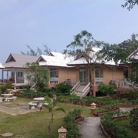 Fanta Beach Resort Ko Pha Ngan Exterior photo