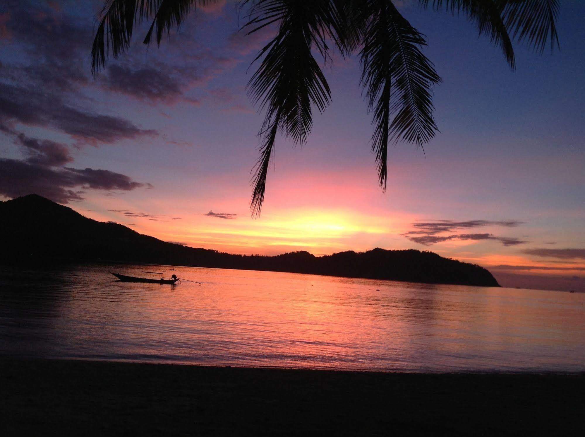 Fanta Beach Resort Ko Pha Ngan Exterior photo